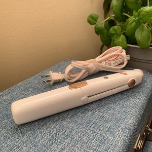 T3 Hair Straightener